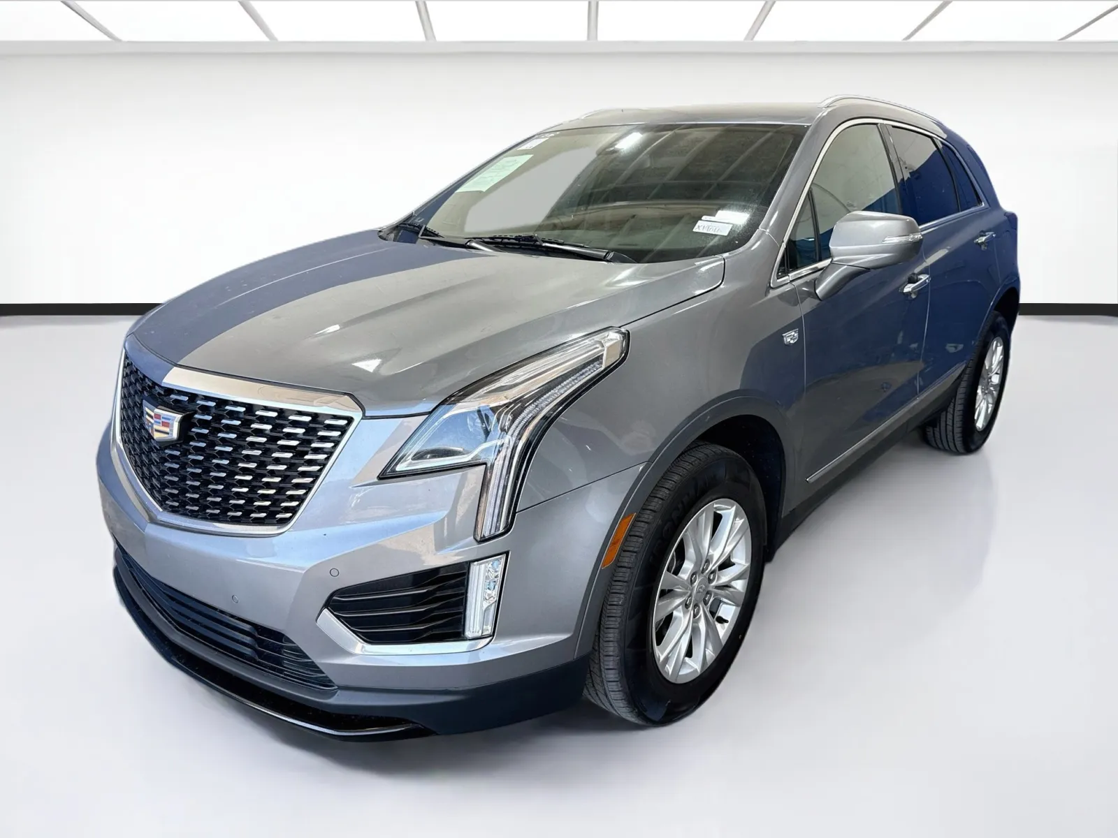 Gray 2021 Cadillac XT5 Luxury for sale in Fontana, CA