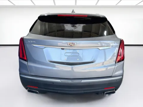 More photos of 2021 Cadillac XT5 Luxury at KarGenie, CA