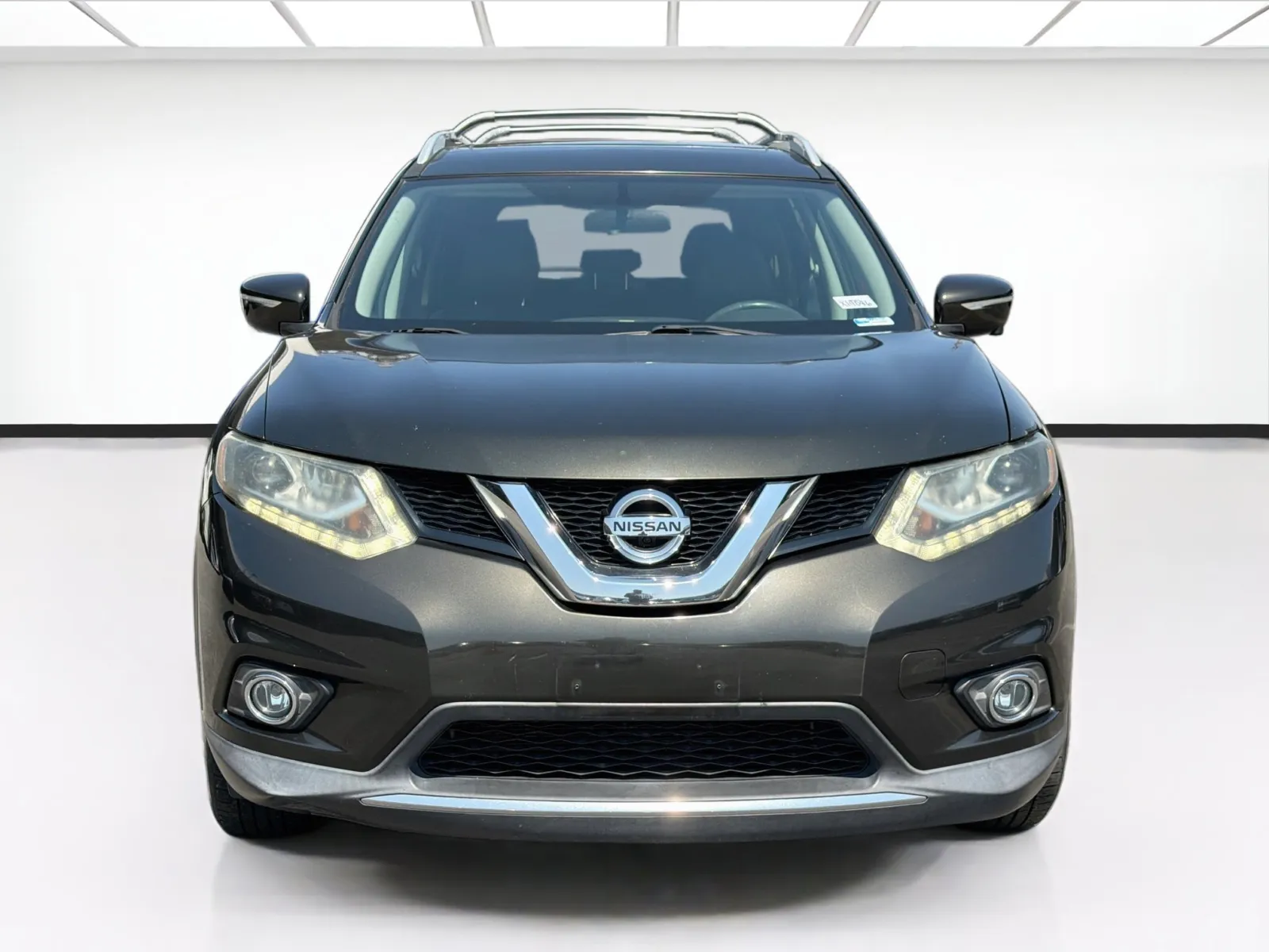 Nissan Rogue photo 2