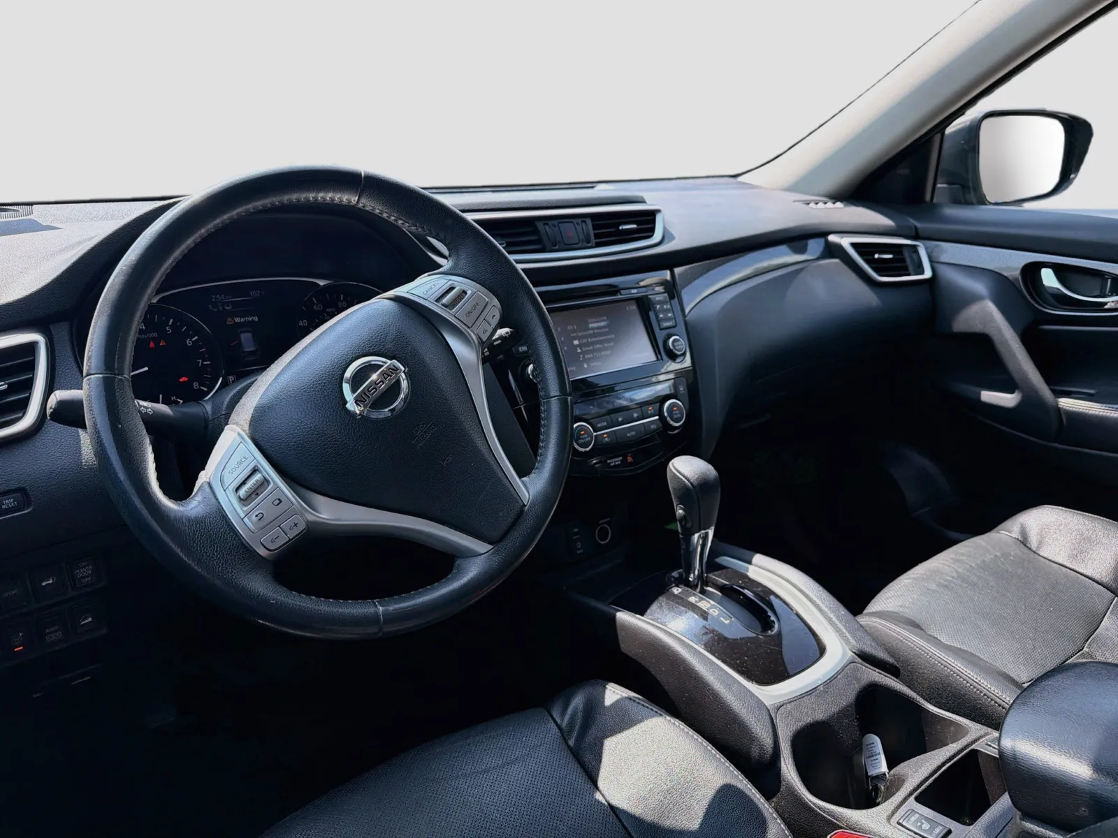 Nissan Rogue photo 14
