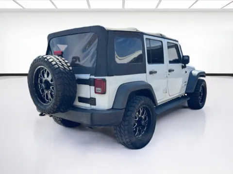 More photos of 2014 Jeep Wrangler Unlimited Unlimited Sport at KarGenie, CA