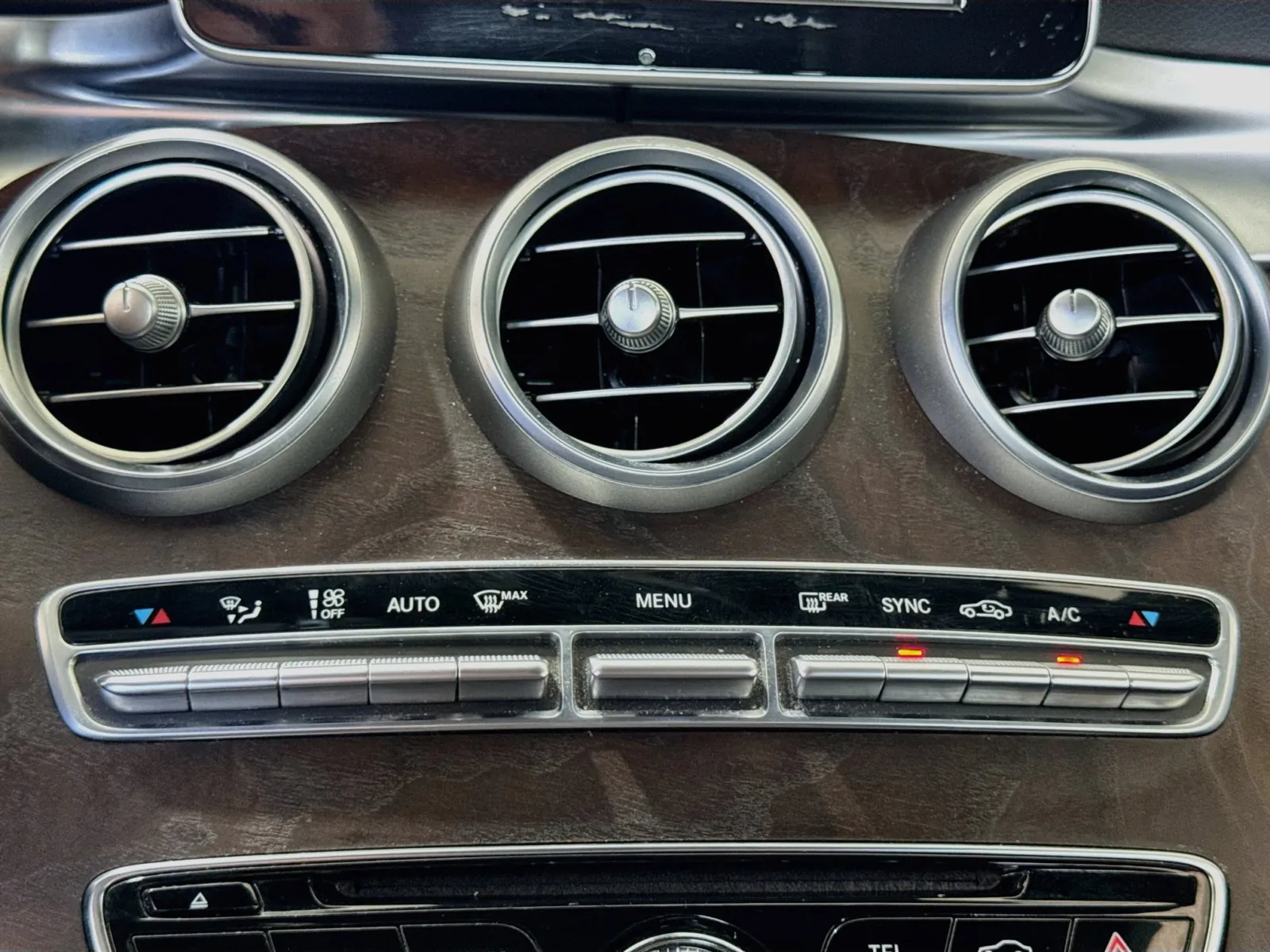 Mercedes-Benz C-Class photo 12