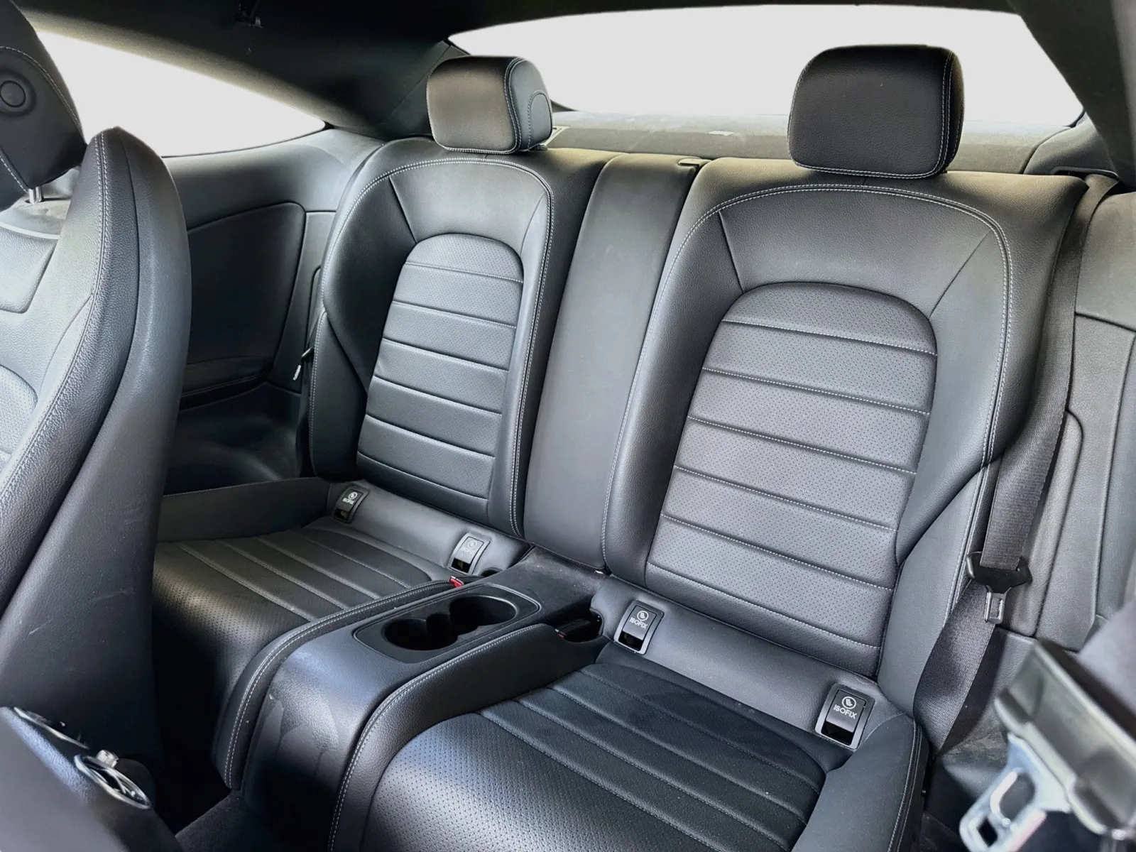 Mercedes-Benz C-Class photo 16