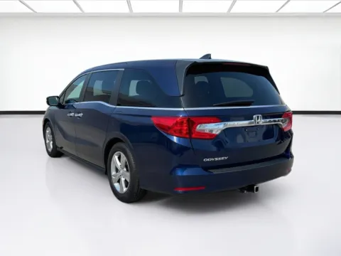 More photos of 2018 Honda Odyssey EX at KarGenie, CA