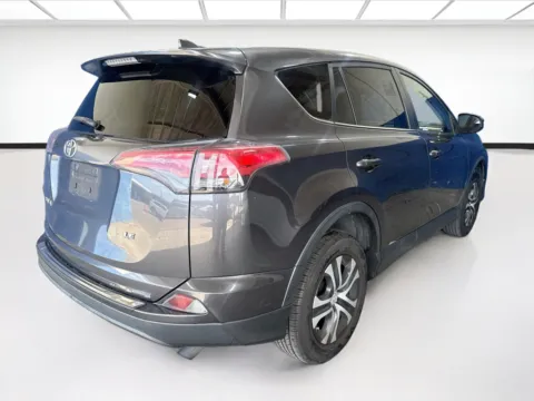 More photos of 2018 Toyota RAV4 LE at KarGenie, CA