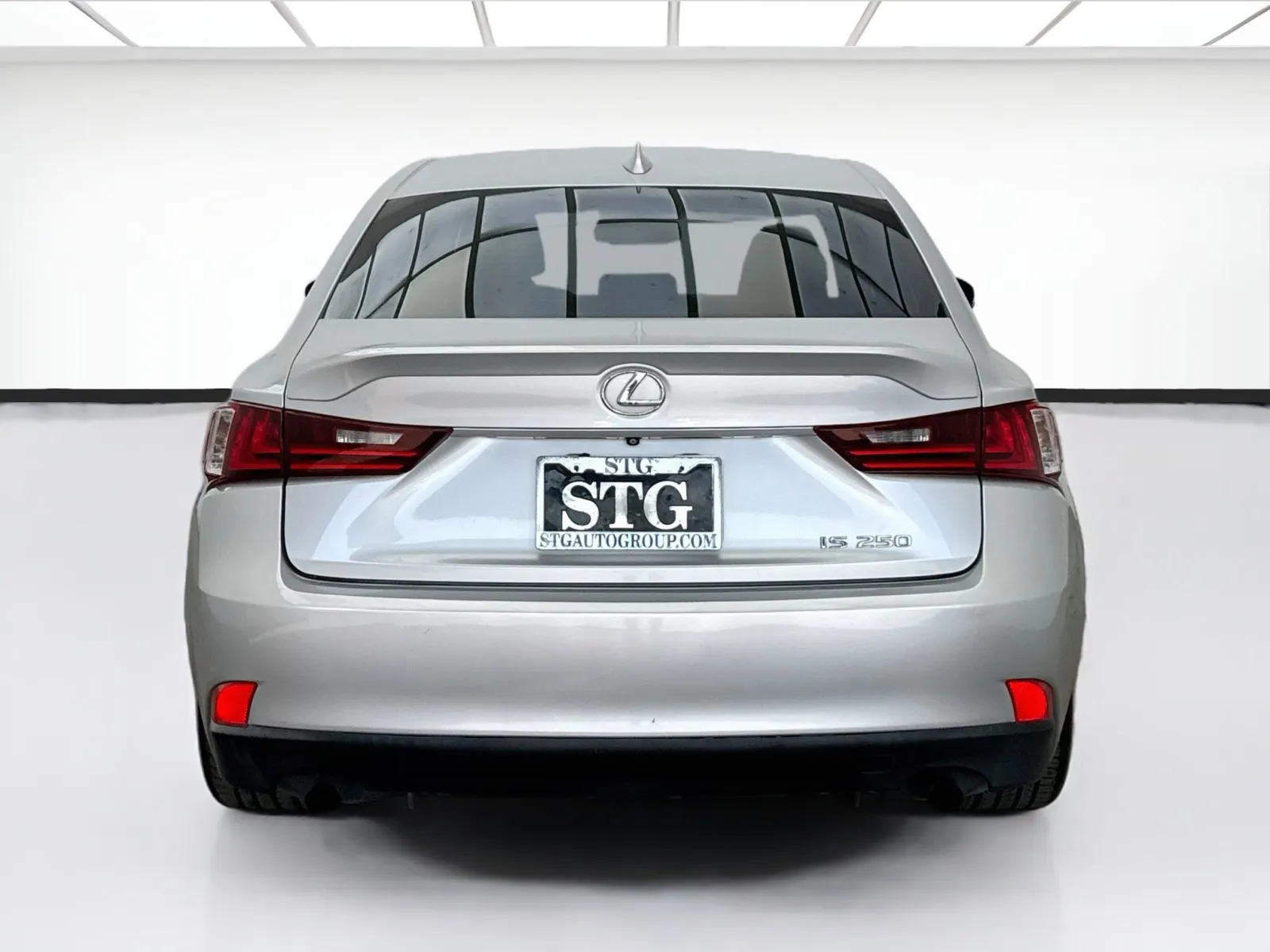 Lexus IS photo 5