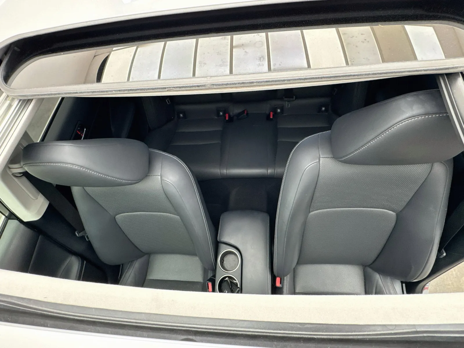 Lexus IS photo 14