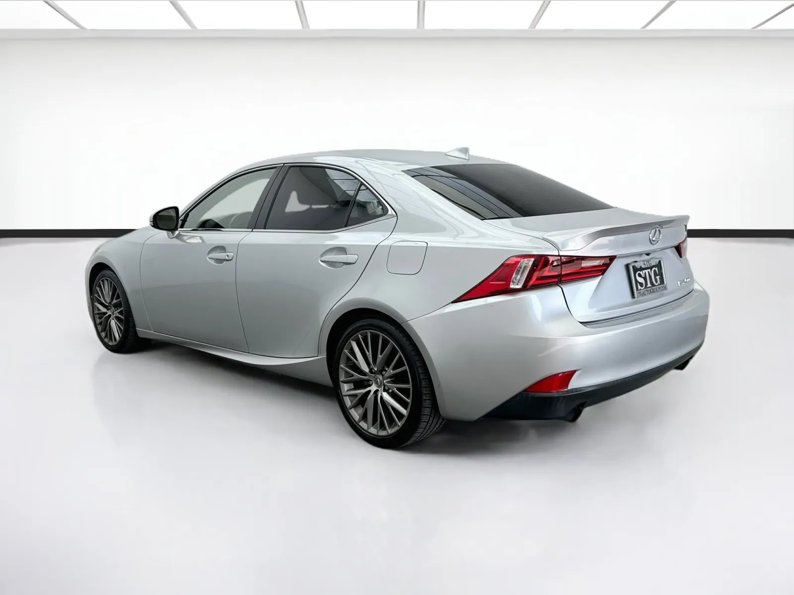 Lexus IS photo 6