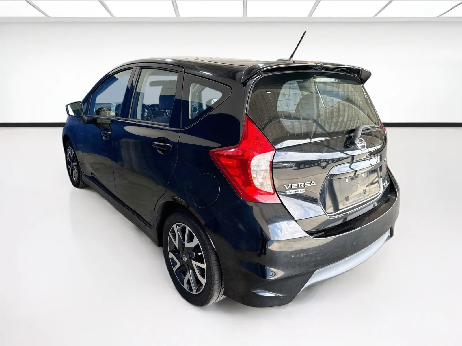 Nissan Versa Note photo 6