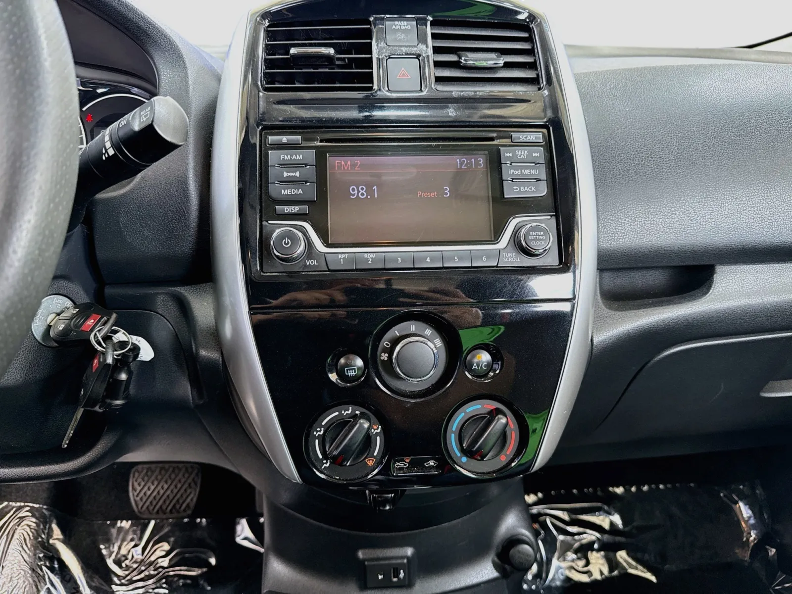 Nissan Versa Note photo 10