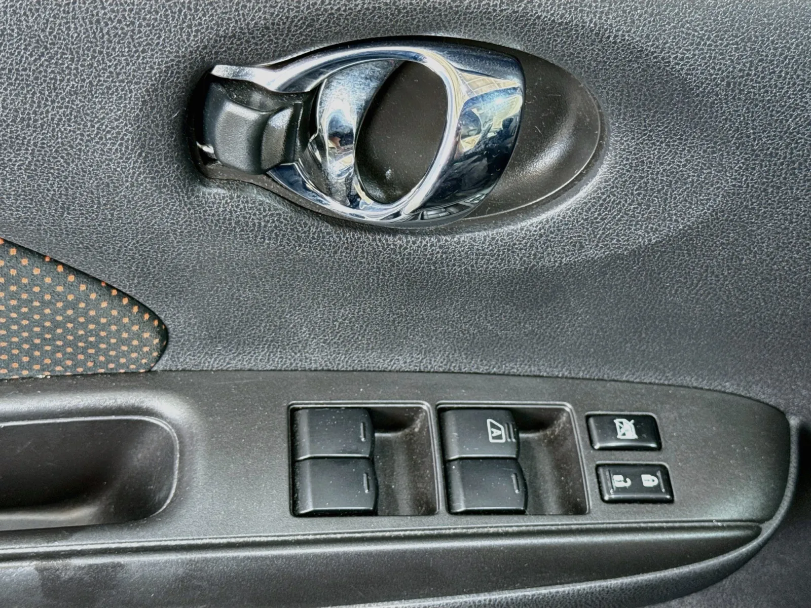 Nissan Versa Note photo 11