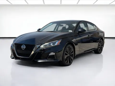 Black 2020 Nissan Altima 2.5 SR for sale in Fontana, CA
