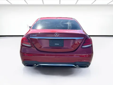 More photos of 2019 Mercedes-Benz E-Class E 300 at KarGenie, CA
