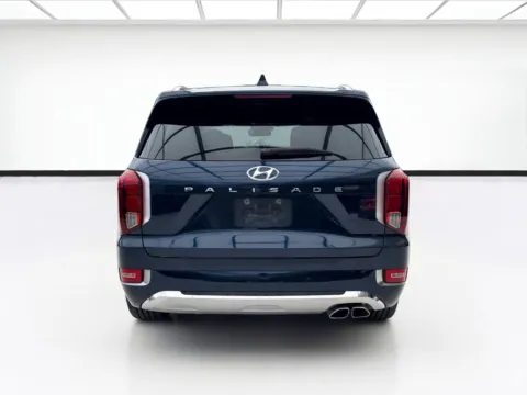 More photos of 2020 Hyundai Palisade Limited at KarGenie, CA