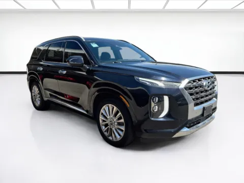 Another view of 2020 Hyundai Palisade Limited for sale in Fontana, CA at KarGenie