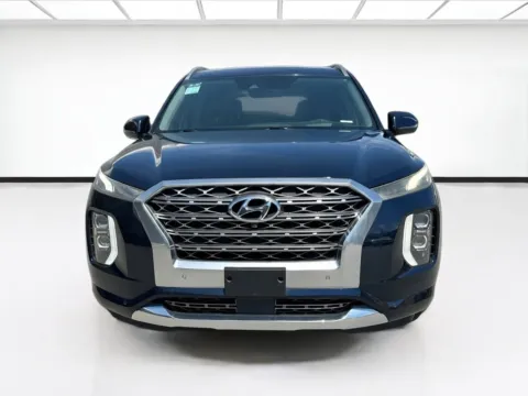 Photos of 2020 Hyundai Palisade Limited for sale in Fontana, CA at KarGenie