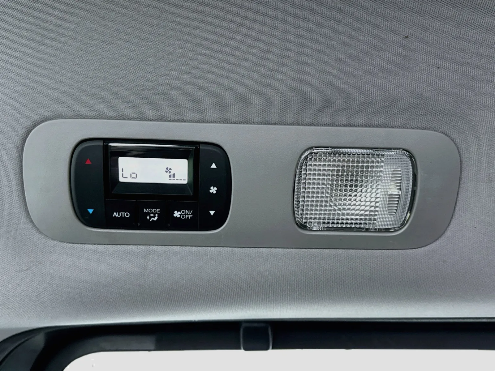 Honda Odyssey photo 16