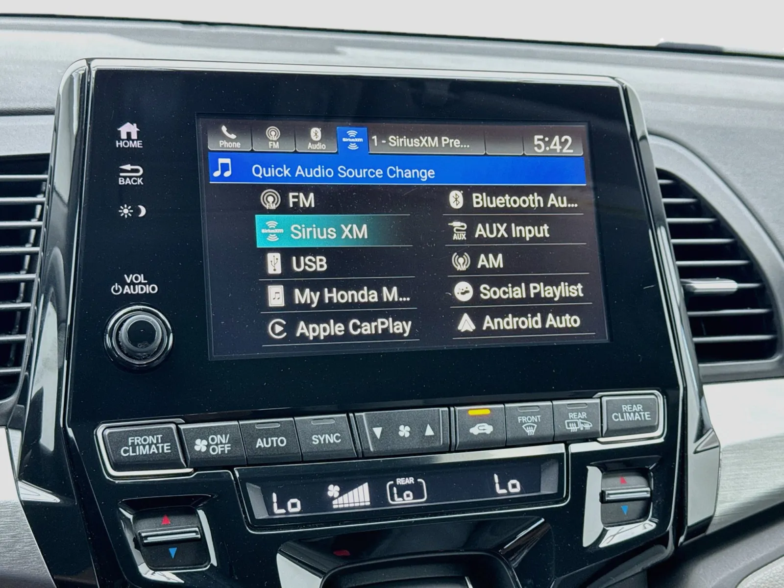 Honda Odyssey photo 11