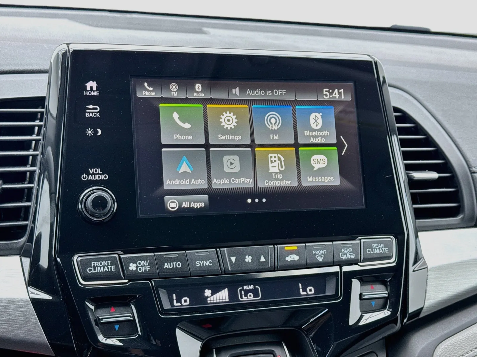 Honda Odyssey photo 9