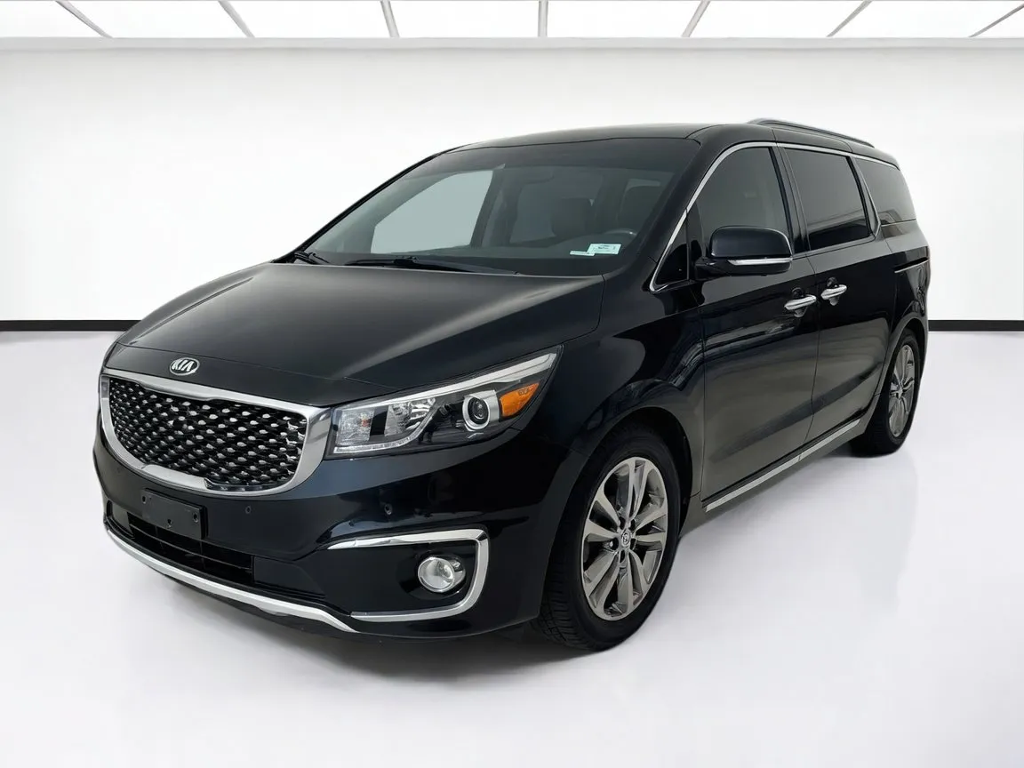 Black 2018 Kia Sedona SX-L for sale in Fontana, CA
