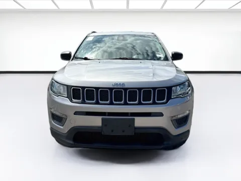 Photos of 2020 Jeep Compass Sport for sale in Fontana, CA at KarGenie
