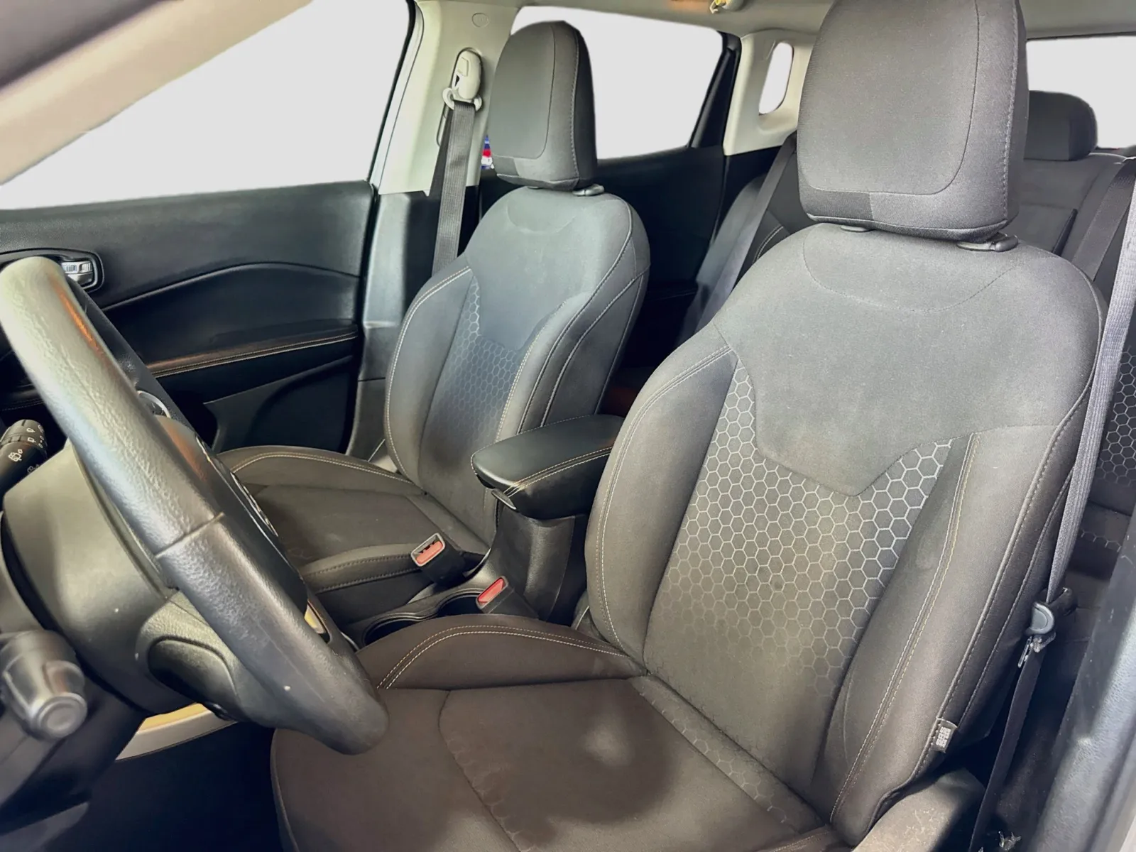 Jeep Compass photo 12
