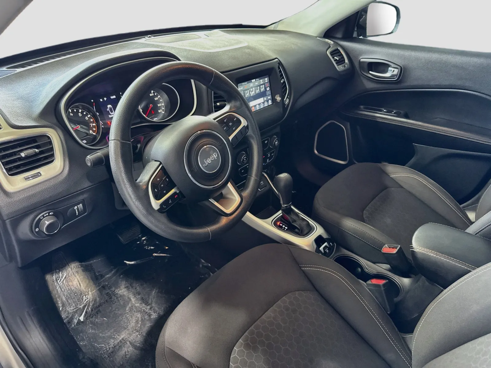 Jeep Compass photo 7