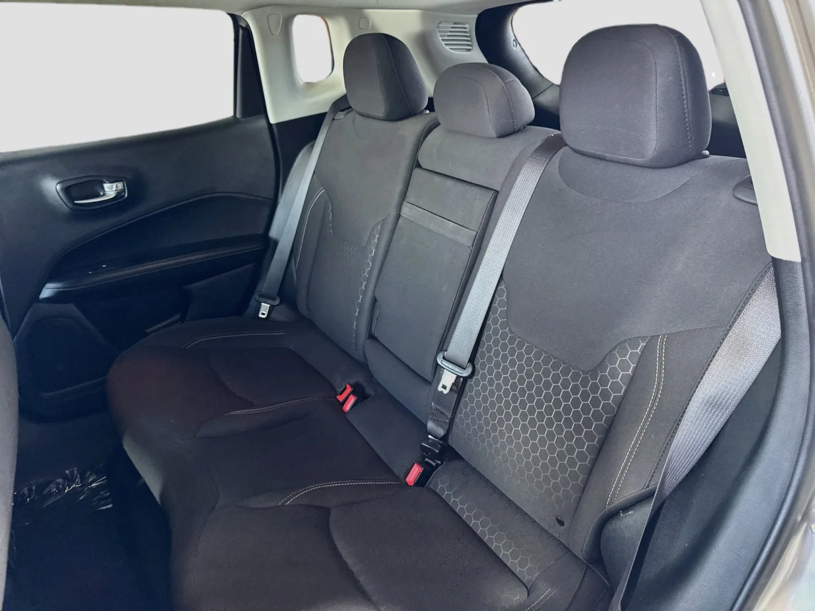 Jeep Compass photo 14
