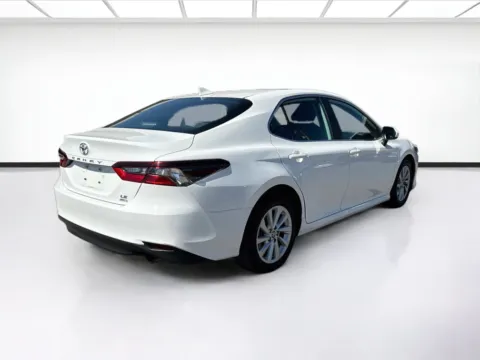More photos of 2022 Toyota Camry LE at KarGenie, CA