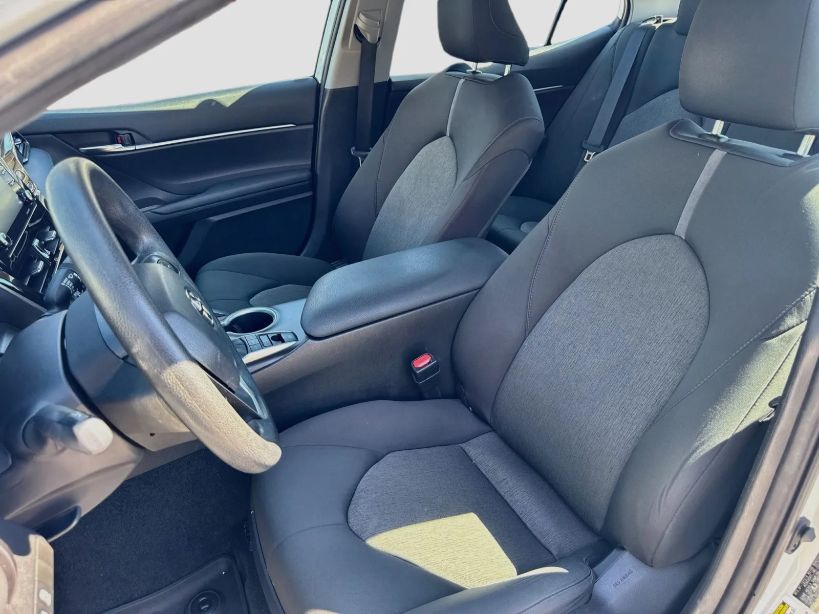 Toyota Camry photo 12