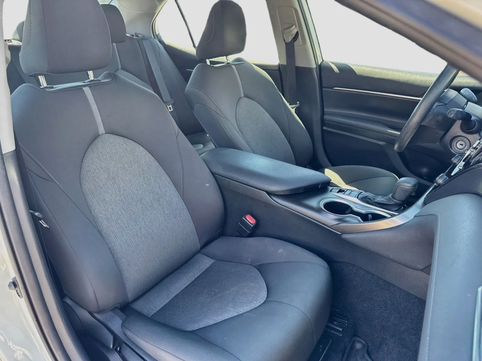 Toyota Camry photo 17