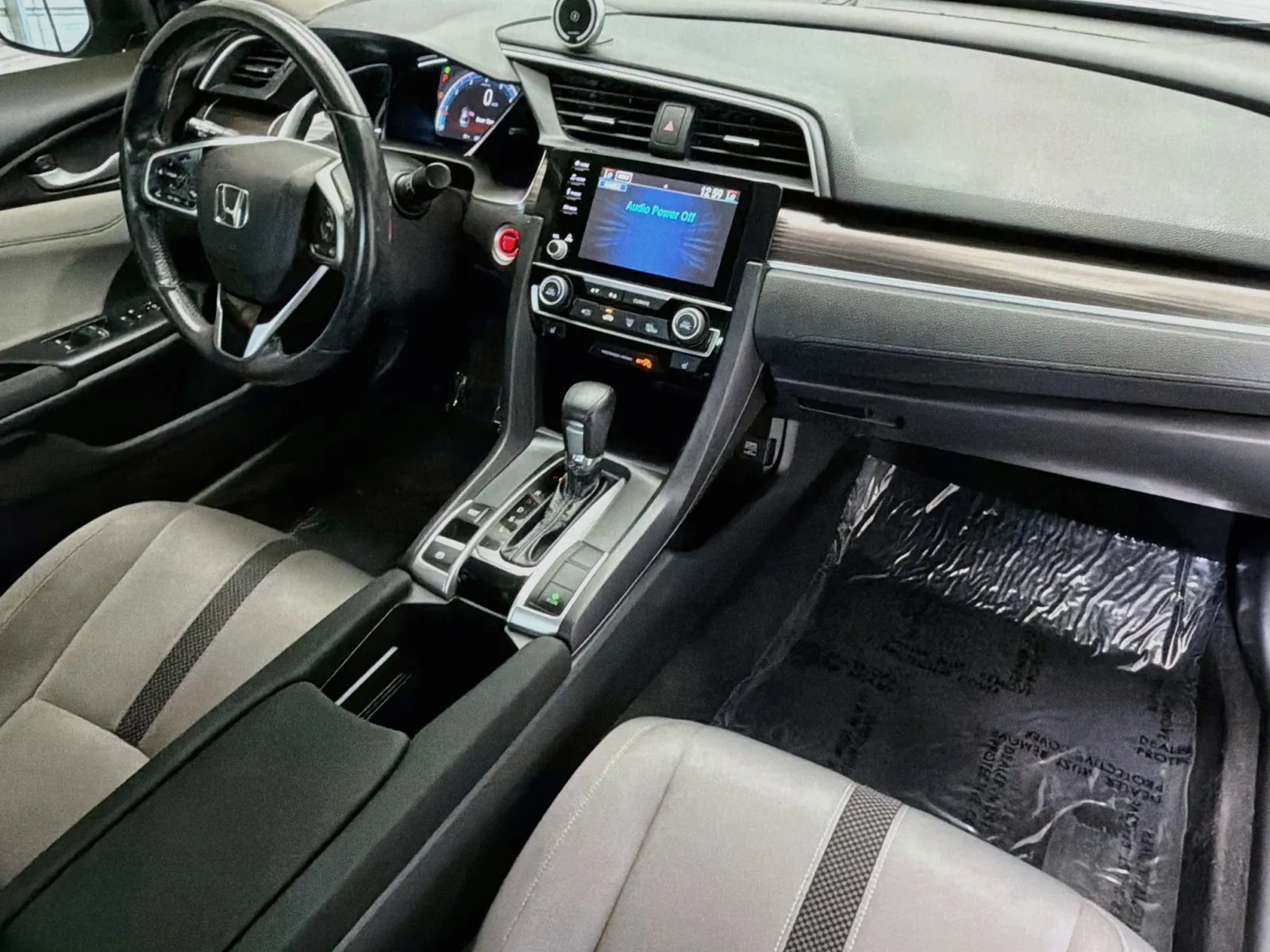 Honda Civic photo 12