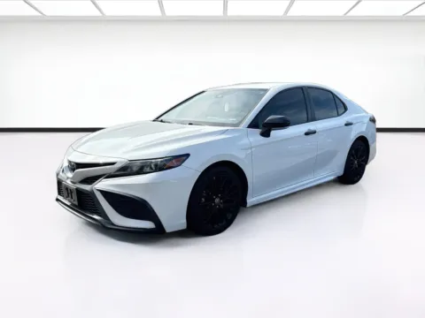 White 2021 Toyota Camry SE Nightshade for sale in Fontana, CA
