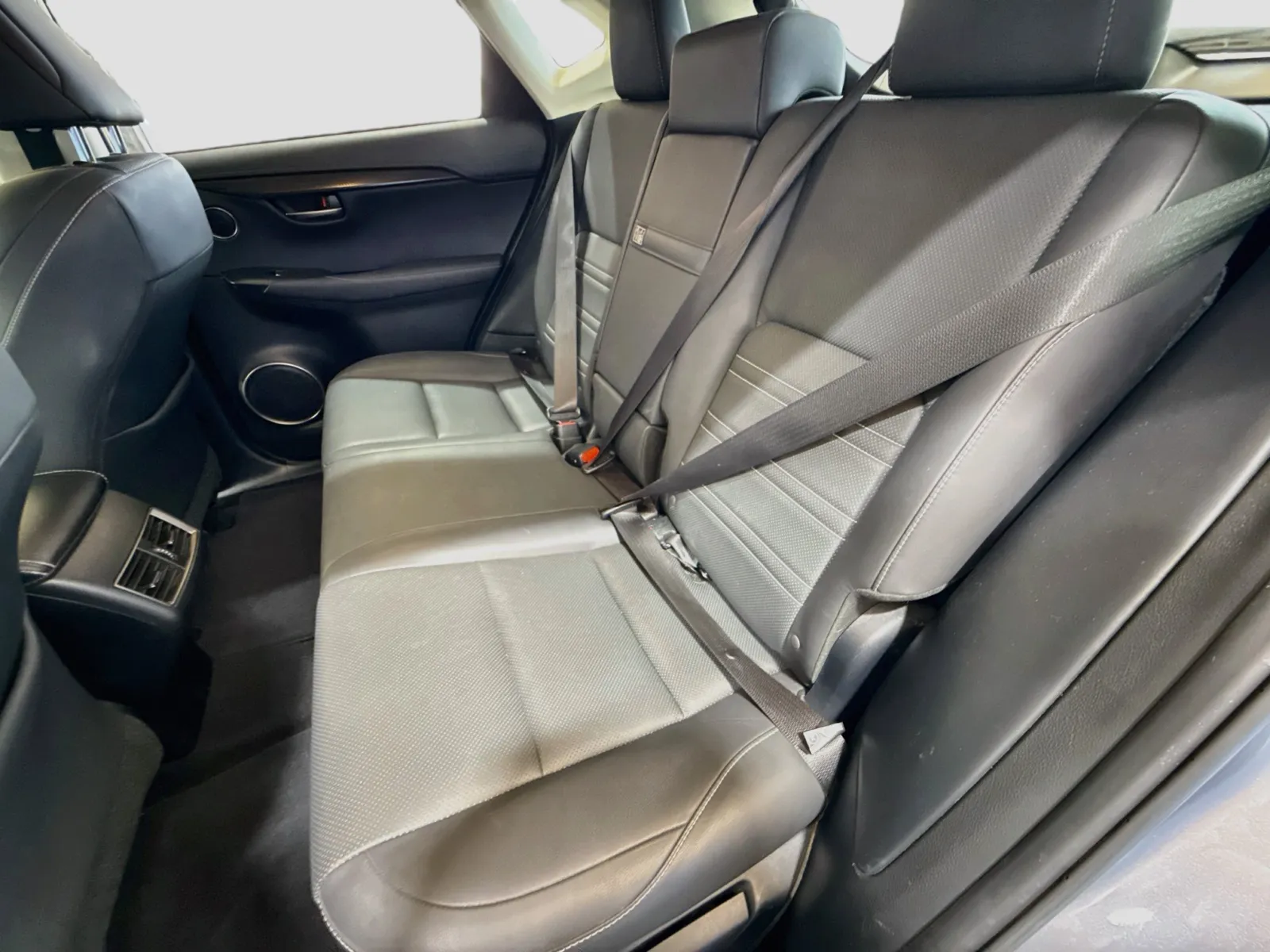 Lexus NX photo 15
