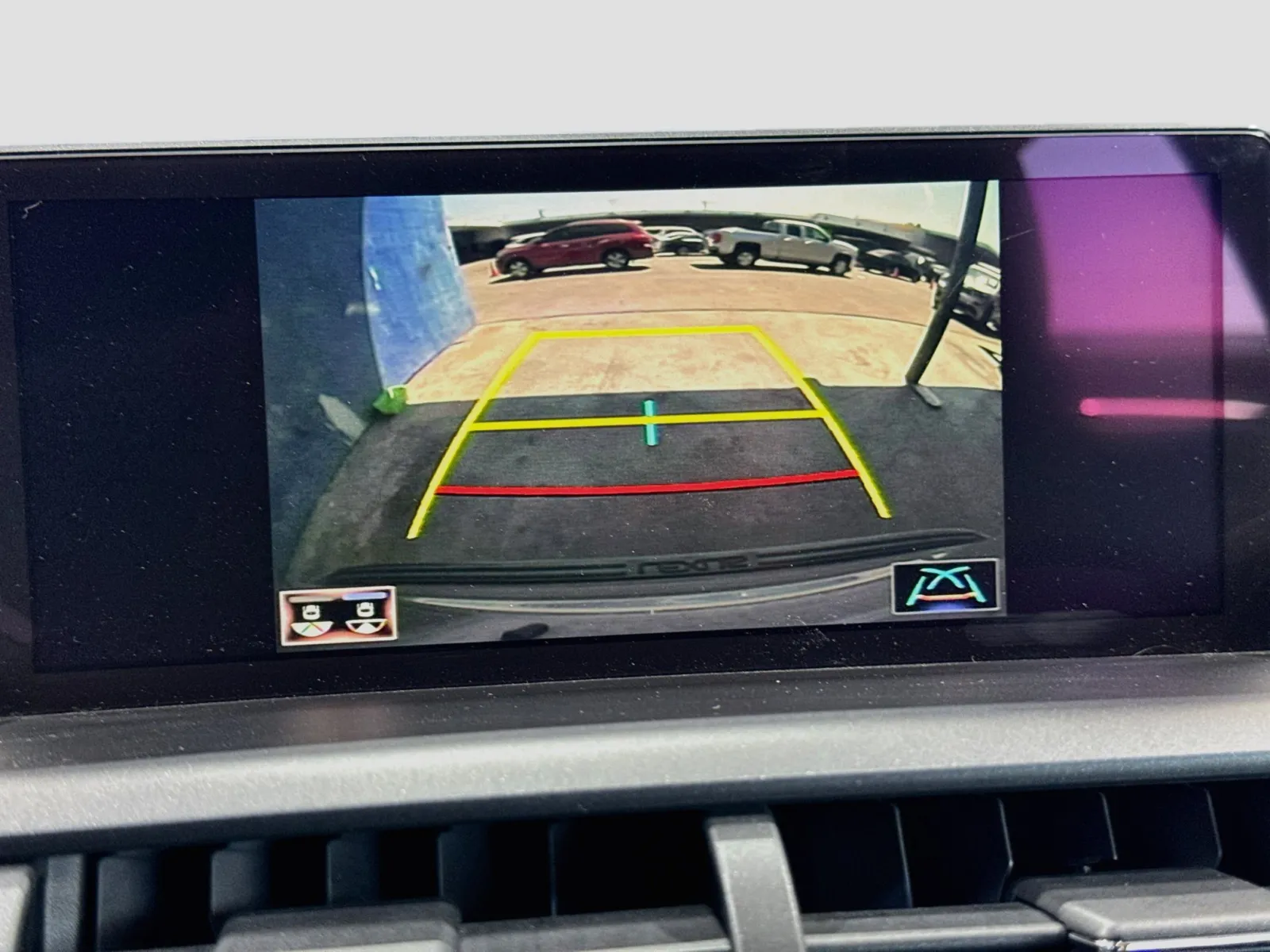 Lexus NX photo 9