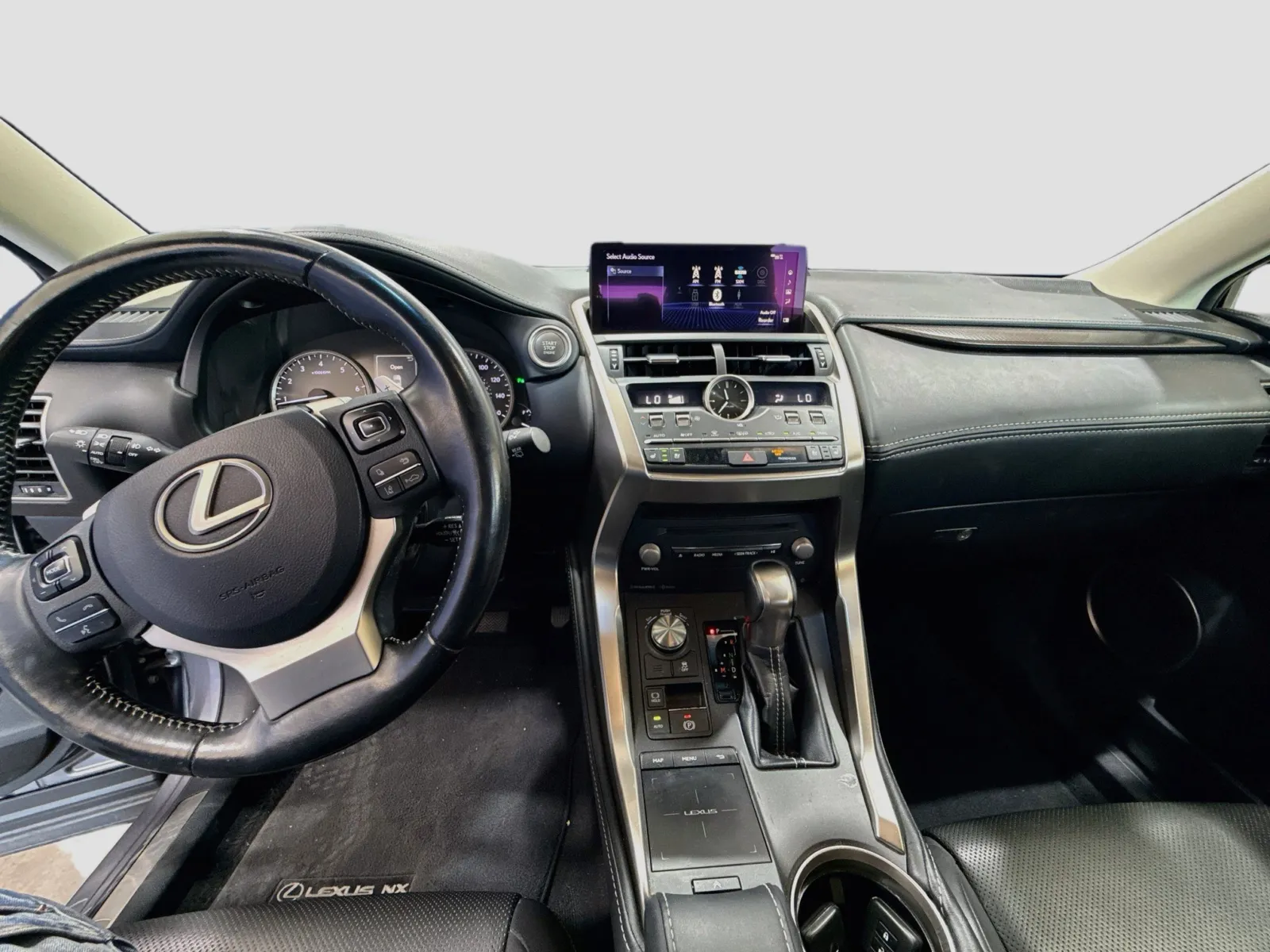 Lexus NX photo 7