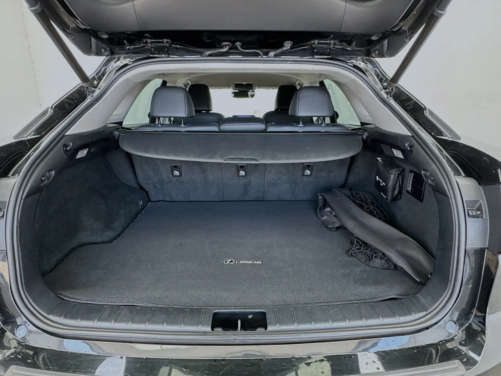 Lexus RX photo 17