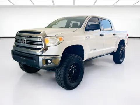 White 2016 Toyota Tundra 4WD Truck SR5 for sale in Fontana, CA
