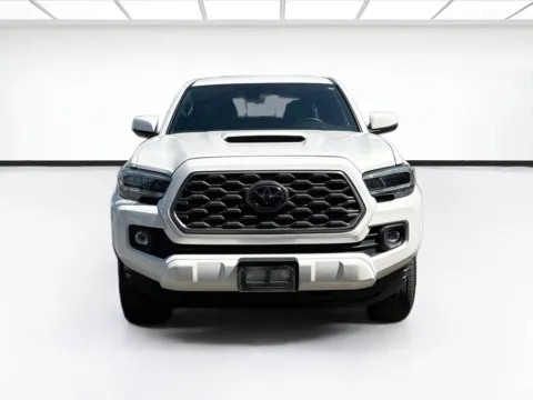 Photos of 2023 Toyota Tacoma TRD Sport V6 for sale in Fontana, CA at KarGenie