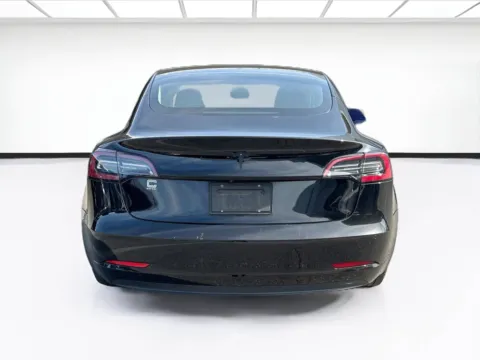 More photos of 2019 Tesla Model 3 Long Range at KarGenie, CA