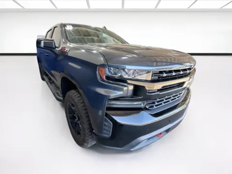 Another view of 2020 Chevrolet Silverado 1500 LT Trail Boss for sale in Fontana, CA at KarGenie