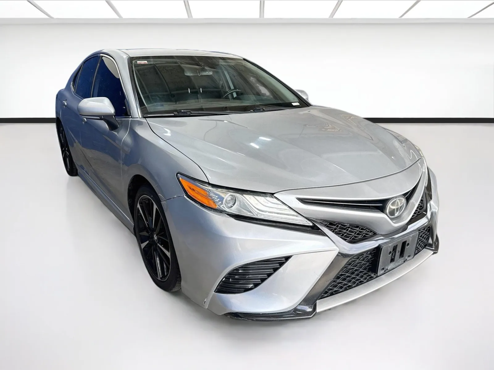 Toyota Camry photo 3