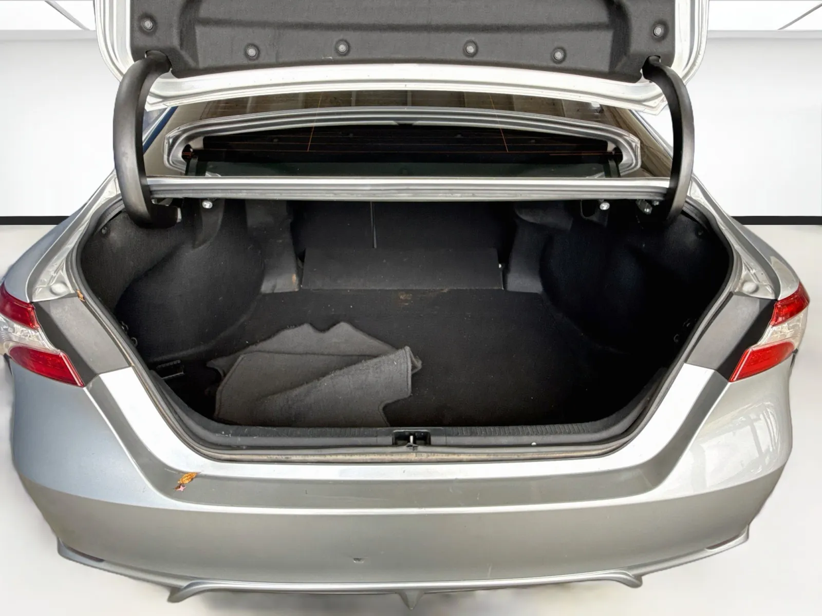 Toyota Camry photo 15