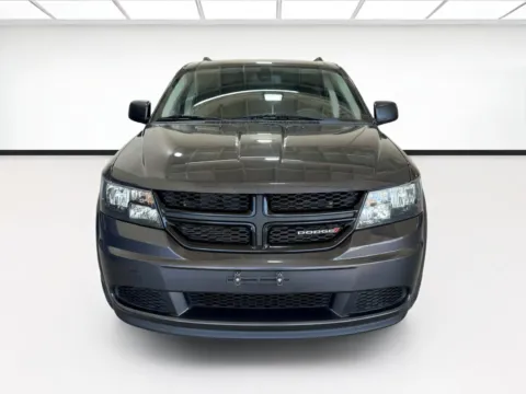 Photos of 2018 Dodge Journey SE for sale in Fontana, CA at KarGenie