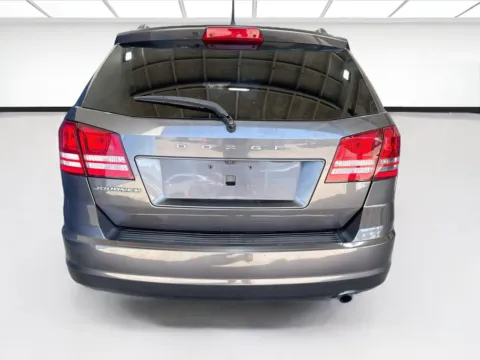 More photos of 2018 Dodge Journey SE at KarGenie, CA