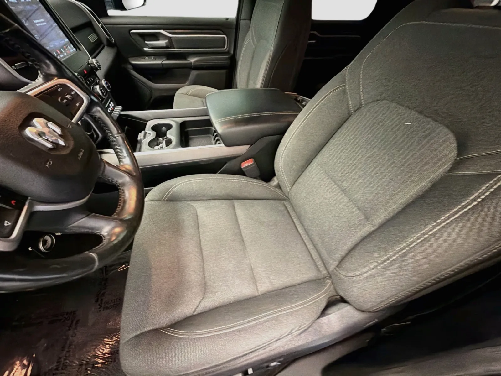 Ram 1500 photo 11