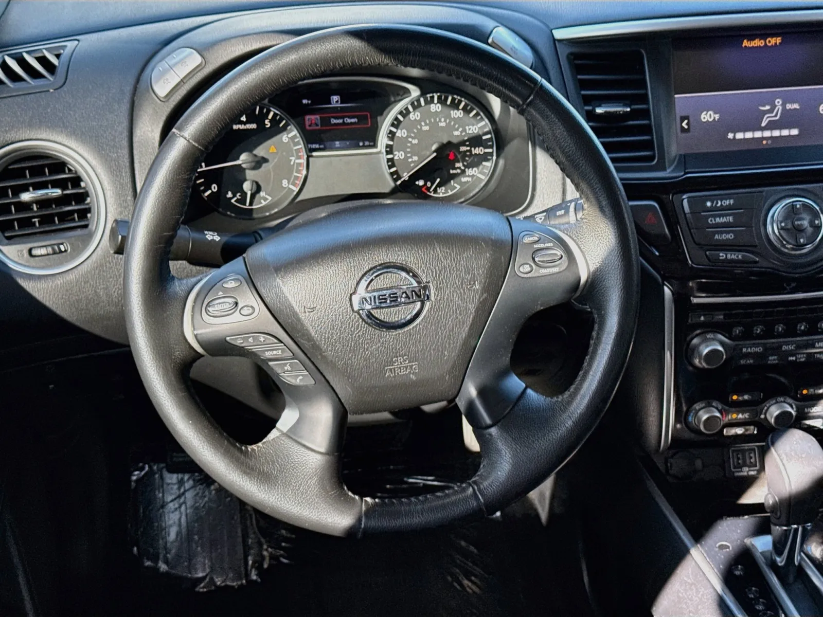 Nissan Pathfinder photo 13