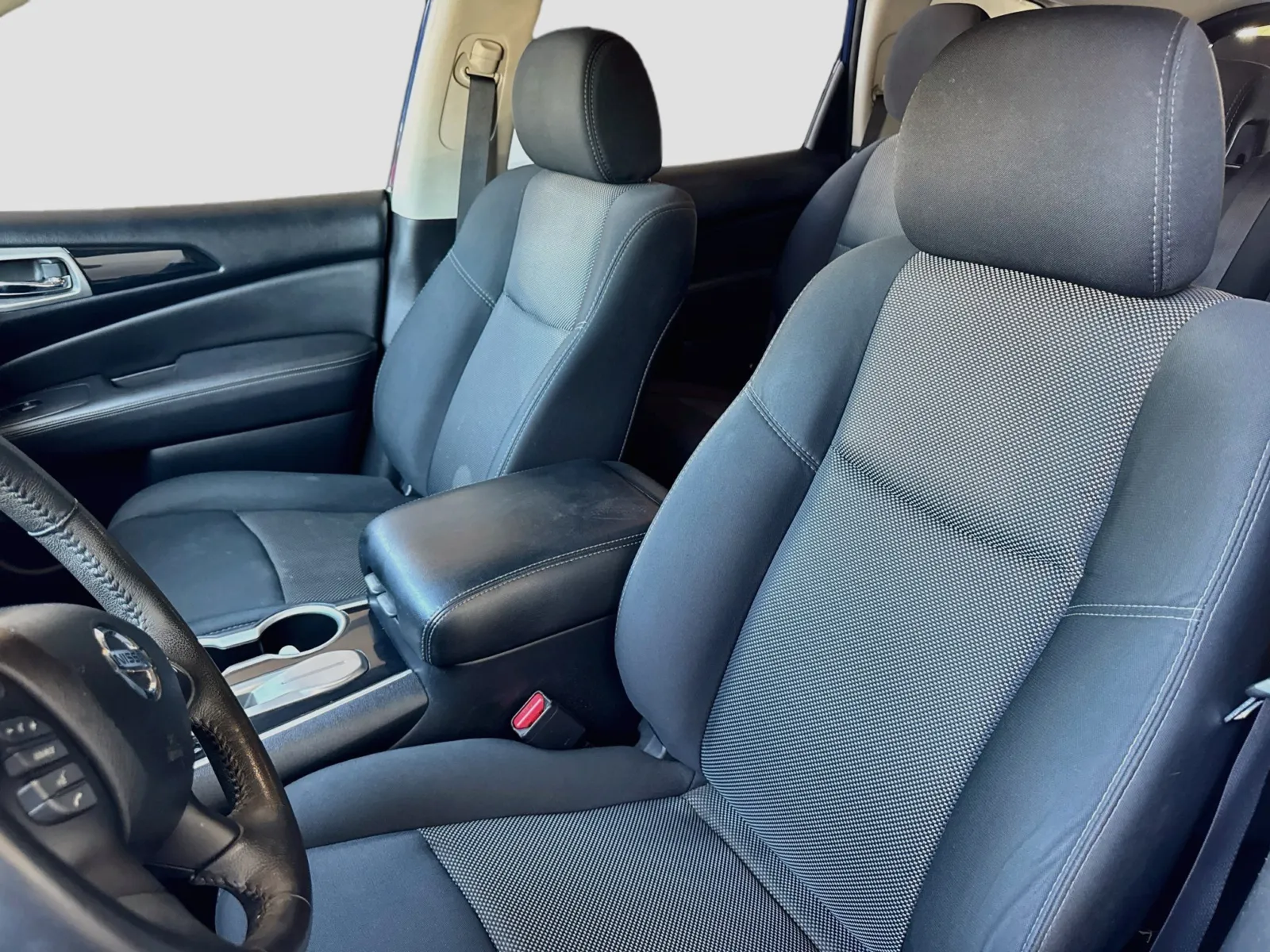 Nissan Pathfinder photo 12