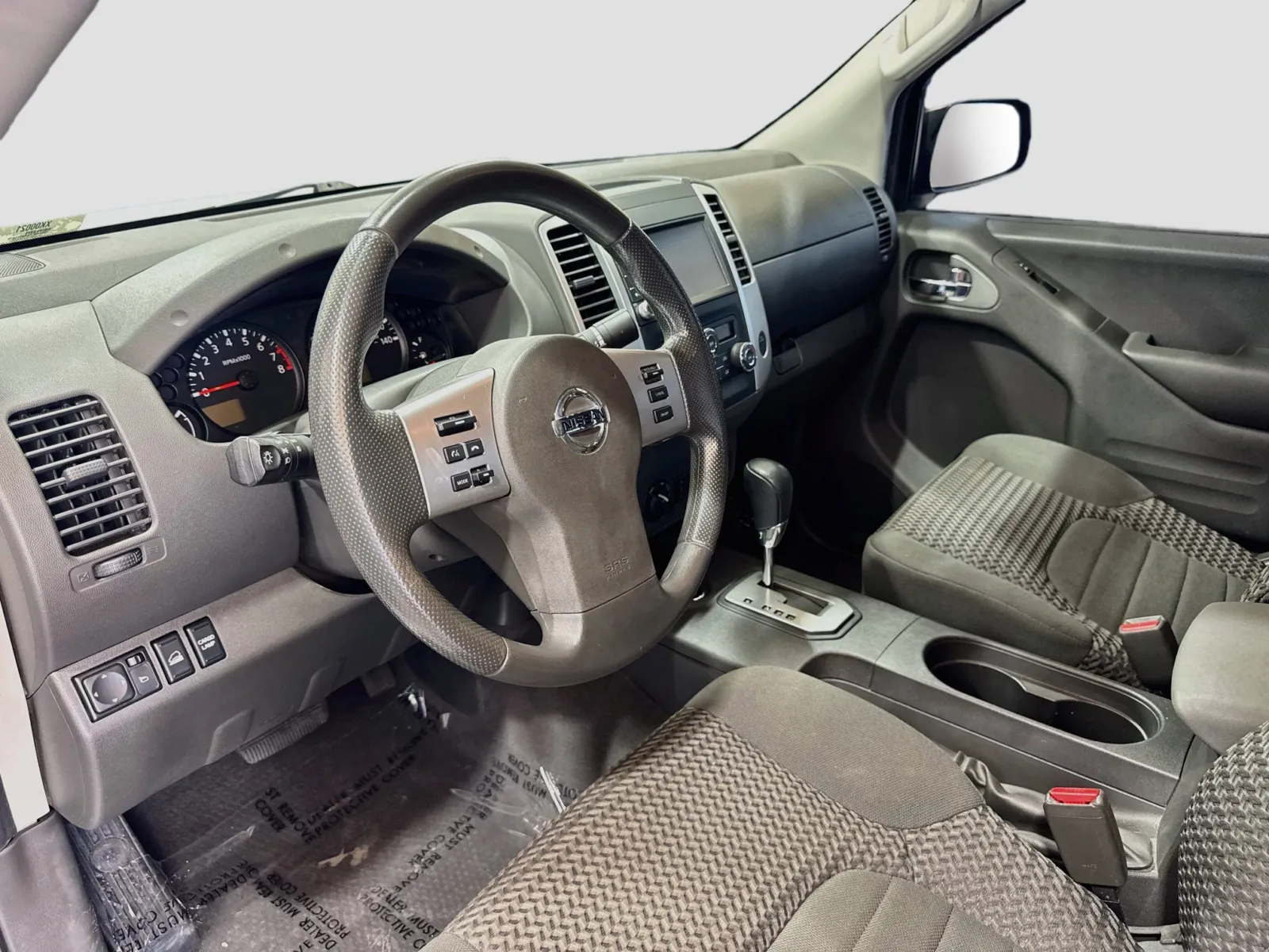 Nissan Frontier photo 7