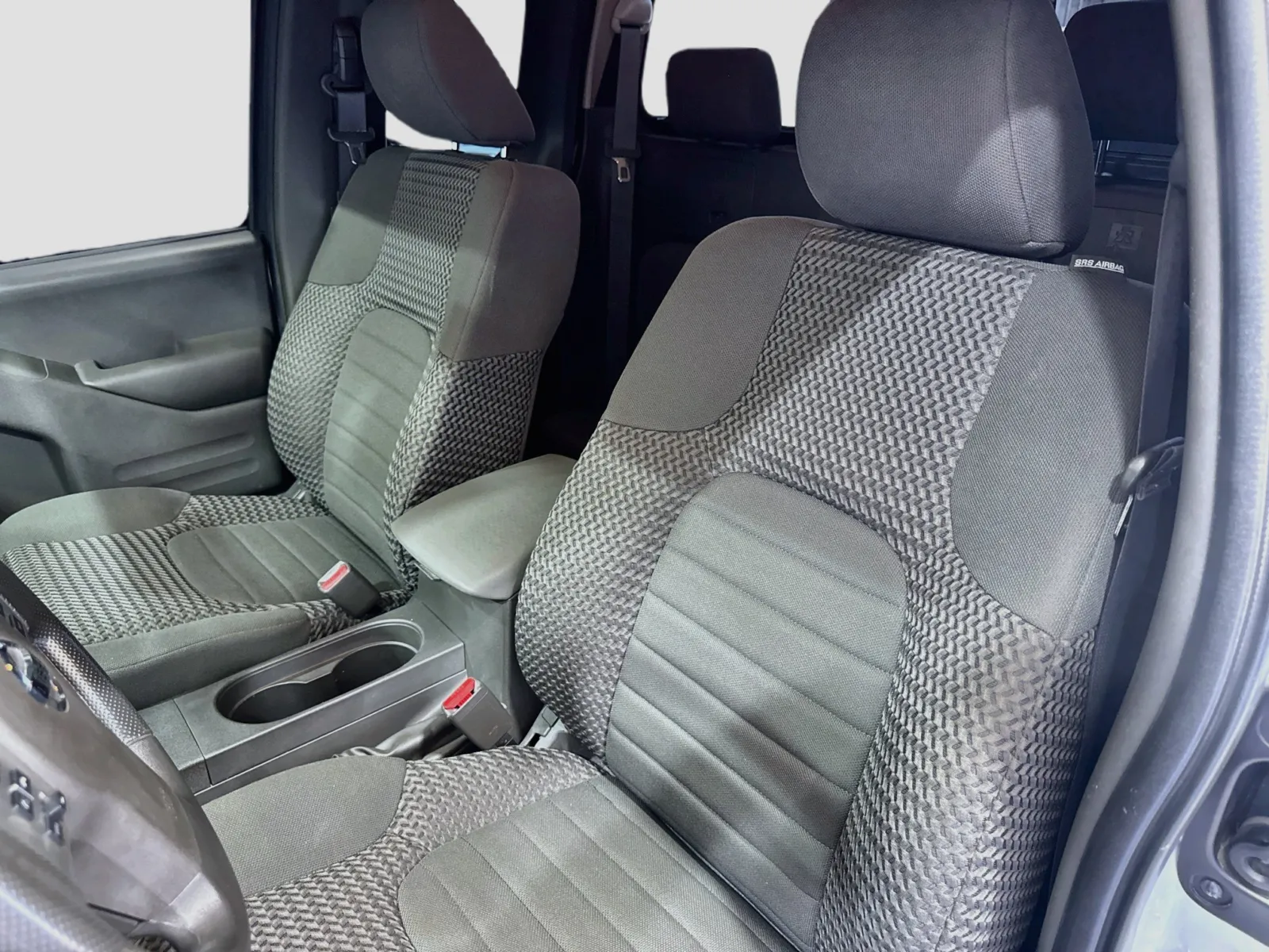 Nissan Frontier photo 12